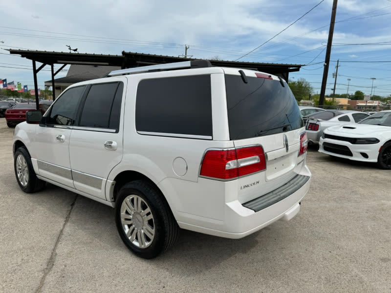 Lincoln Navigator 2012 price $14,999