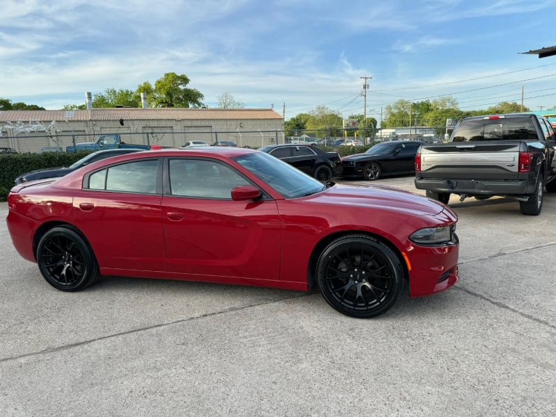 Dodge Charger 2016 price $14,999