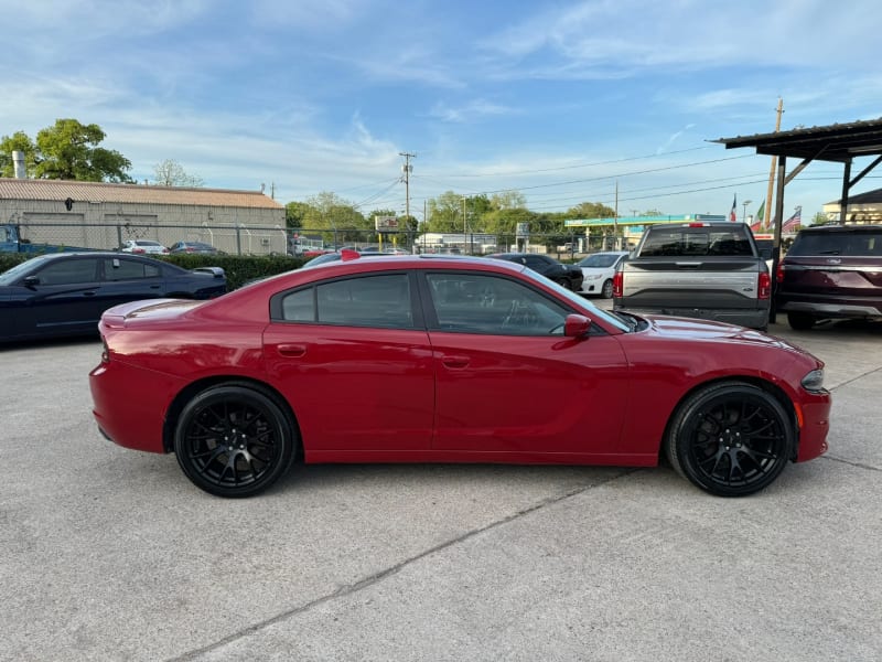 Dodge Charger 2016 price $14,999