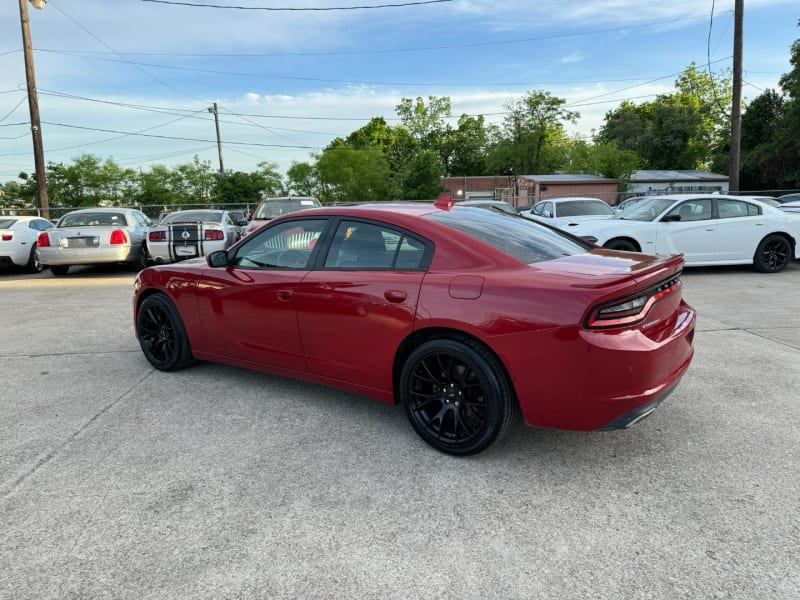 Dodge Charger 2016 price $14,999