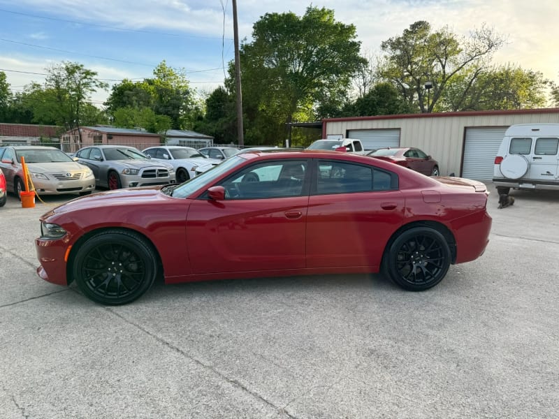 Dodge Charger 2016 price $14,999