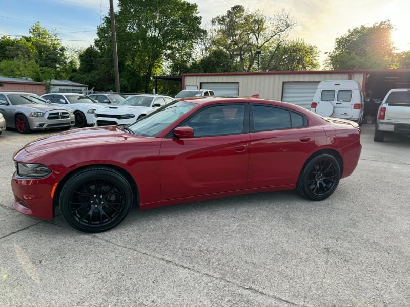 Dodge Charger 2016 price $14,999