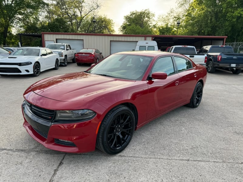 Dodge Charger 2016 price $14,999