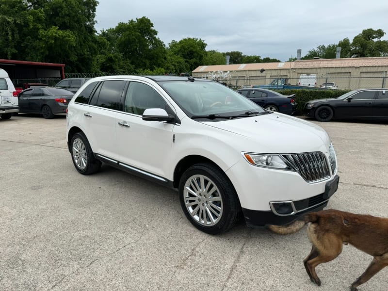 Lincoln MKX 2013 price $12,999