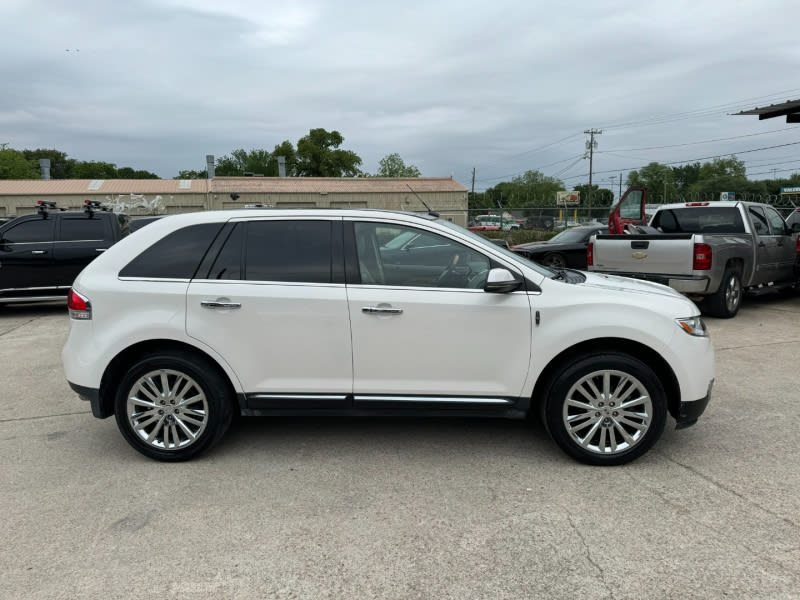 Lincoln MKX 2013 price $12,999