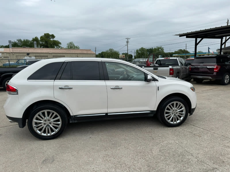 Lincoln MKX 2013 price $12,999