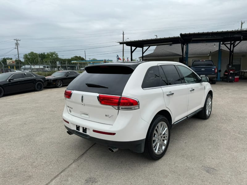 Lincoln MKX 2013 price $12,999