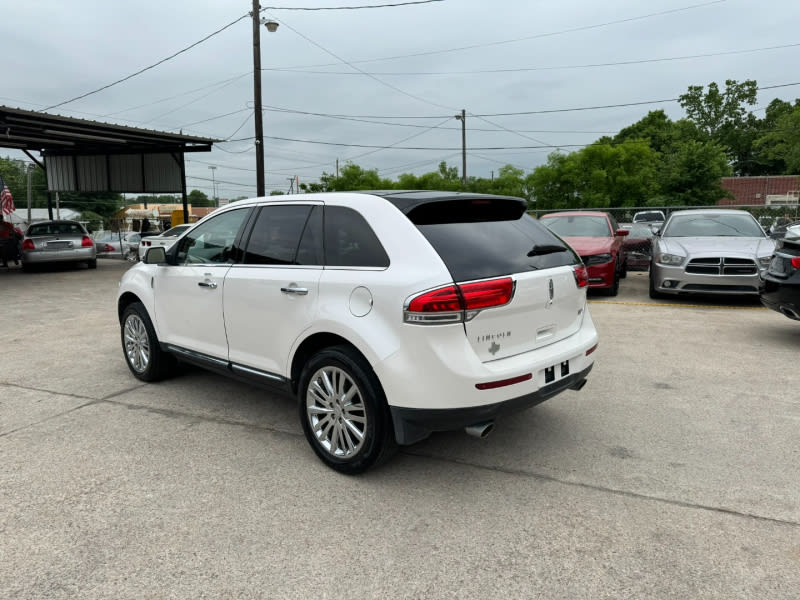 Lincoln MKX 2013 price $12,999