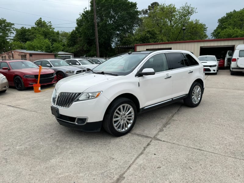 Lincoln MKX 2013 price $12,999