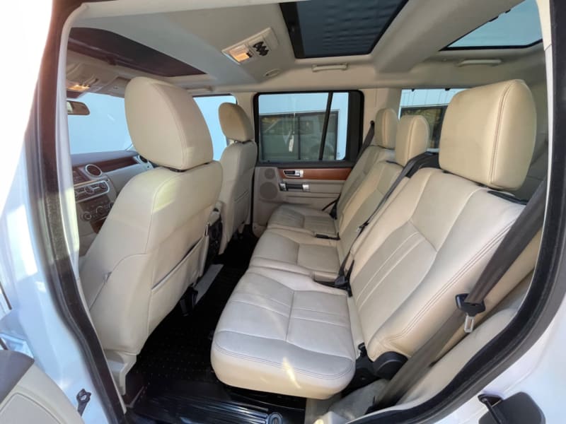 Land Rover LR4 2015 price $22,999