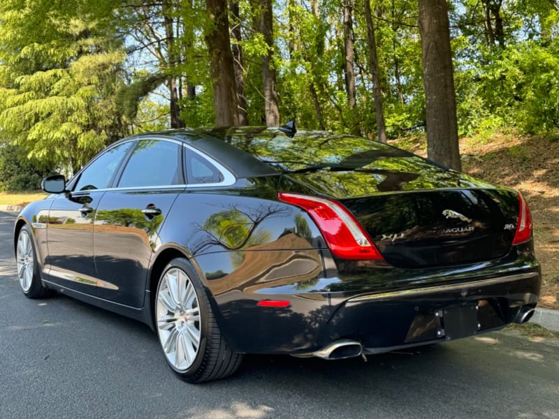 Jaguar XJ 2015 price $18,999