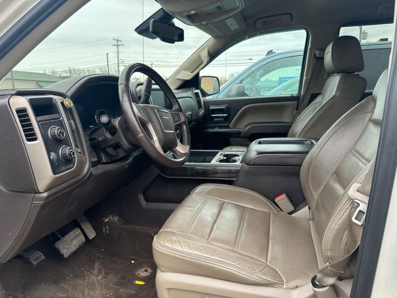 GMC Sierra 1500 2015 price $22,700