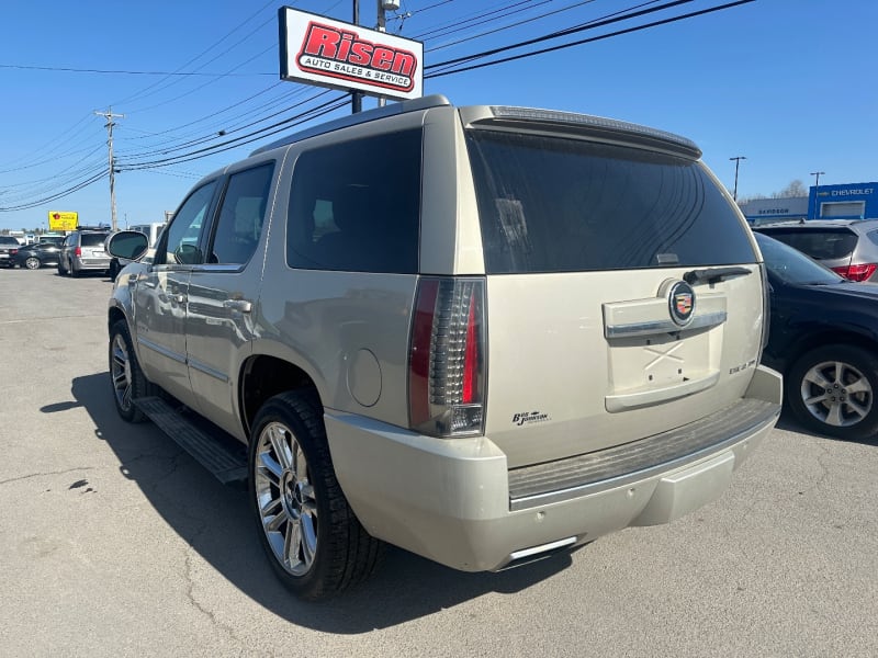 Cadillac Escalade 2013 price $19,500