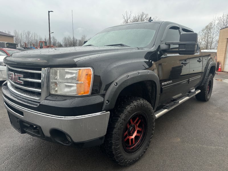 GMC Sierra 1500 2013 price $15,900