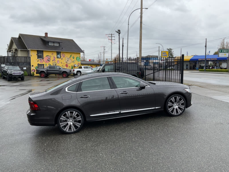 Volvo S90 2021 price $39,866