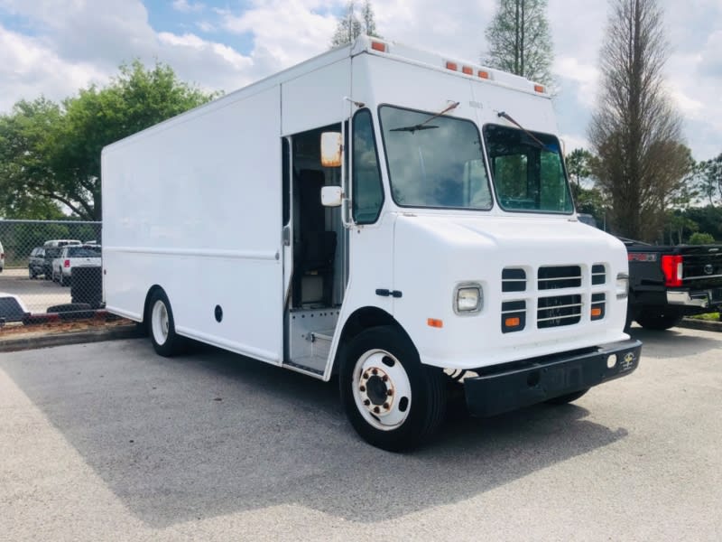 International 18 FT DIESEL STEP VAN 2001 price $6,500