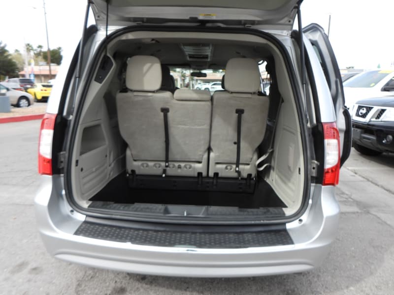 CHRYSLER TOWN & COUNTRY 2012 price $9,995