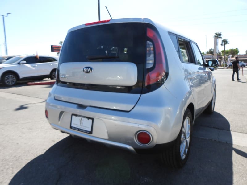 Kia Soul 2018 price $8,995