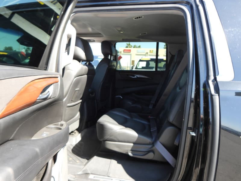 Cadillac Escalade ESV 2017 price $30,995