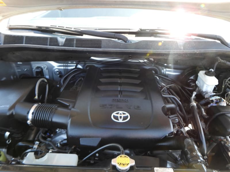 Toyota Tundra 4WD Truck 2012 price $21,995