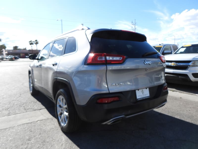 Jeep Cherokee 2016 price $12,995