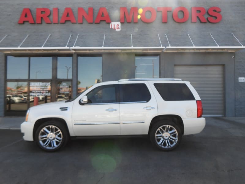 Cadillac Escalade 2013 price $16,995