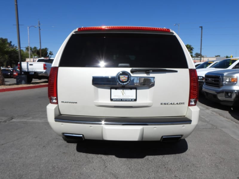 Cadillac Escalade 2013 price $16,995