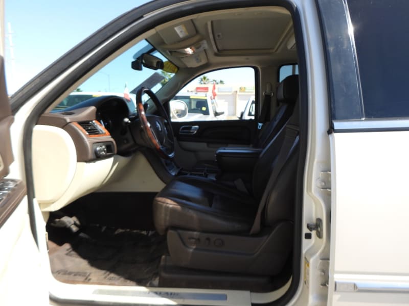 Cadillac Escalade 2013 price $16,995