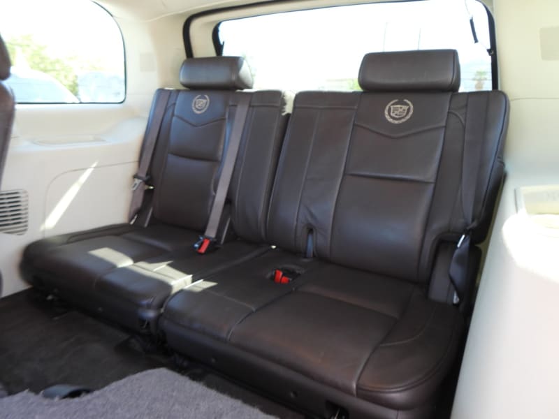 Cadillac Escalade 2013 price $16,995