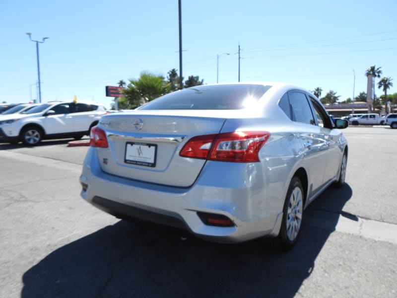 Nissan Sentra 2017 price $11,995