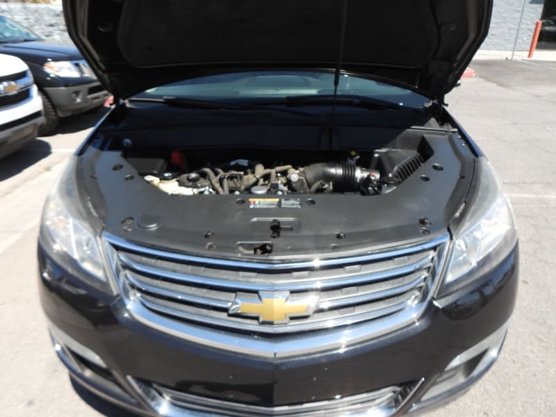 Chevrolet Traverse 2015 price $9,995