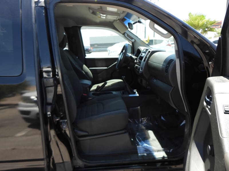 Nissan Frontier 2015 price $11,995