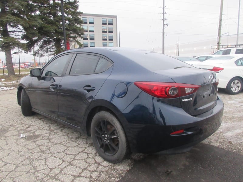 Mazda Mazda3 2016 price $13,500