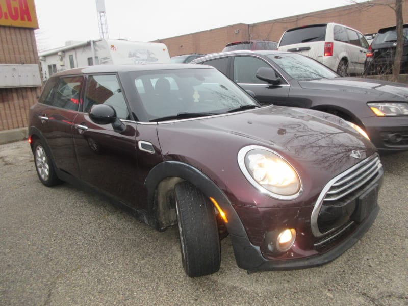 Mini Cooper Clubman 2016 price $11,900