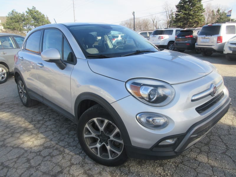 Fiat 500X 2016 price $10,900