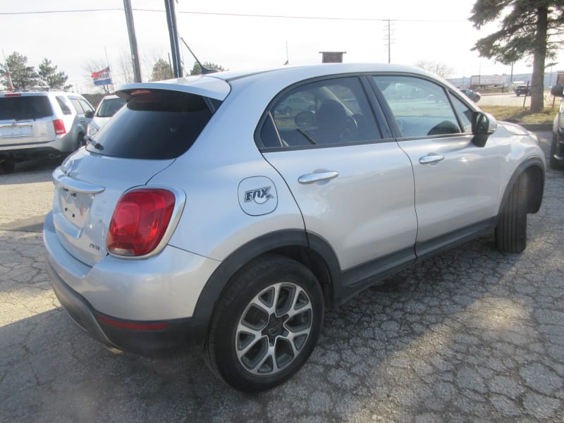 Fiat 500X 2016 price $10,900