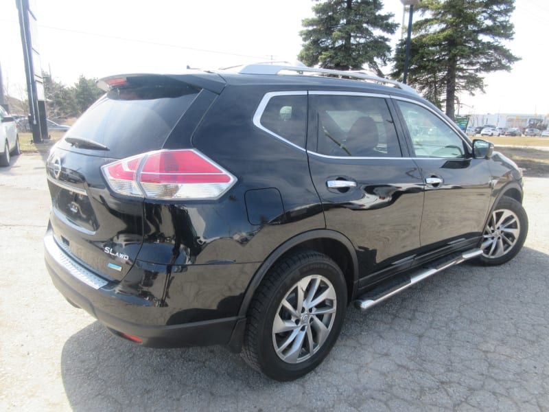 Nissan Rogue 2015 price $12,900