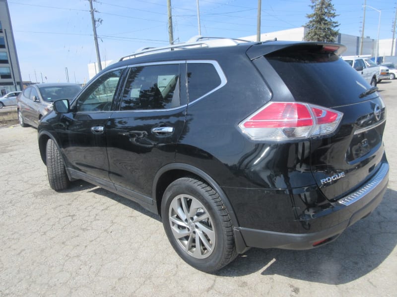 Nissan Rogue 2015 price $12,900