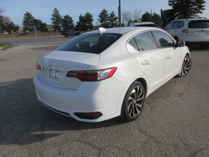 Acura ILX 2016 price $13,900