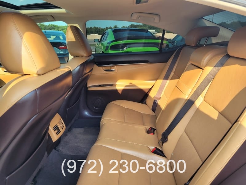 Lexus ES 350 2016 price $25,995