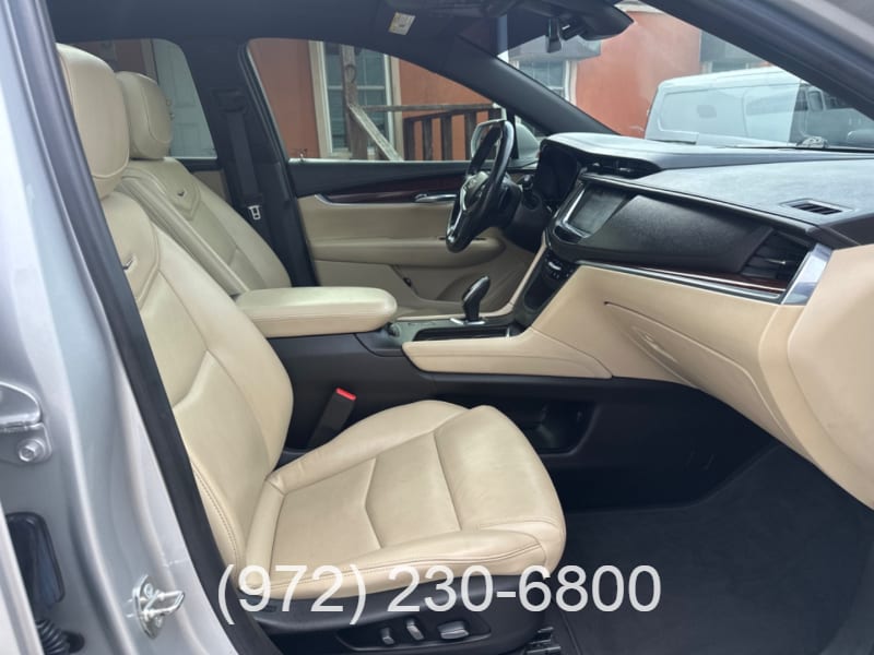 Cadillac XT5 2018 price $21,995