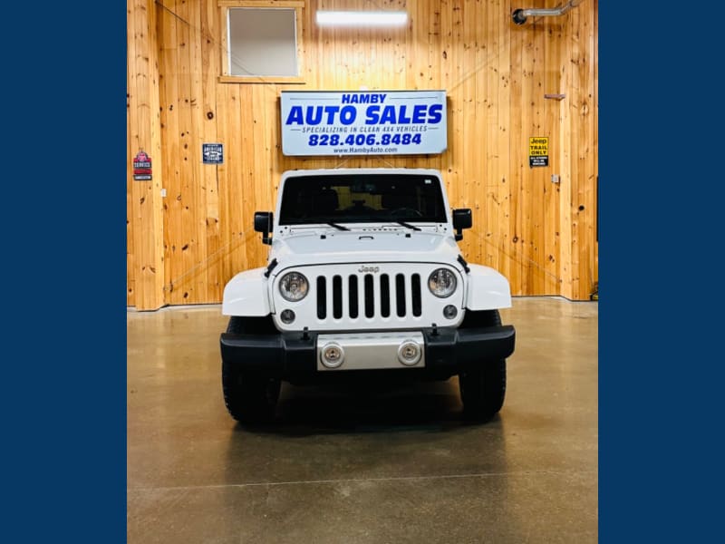 Jeep Wrangler Unlimited 2015 price $19,995