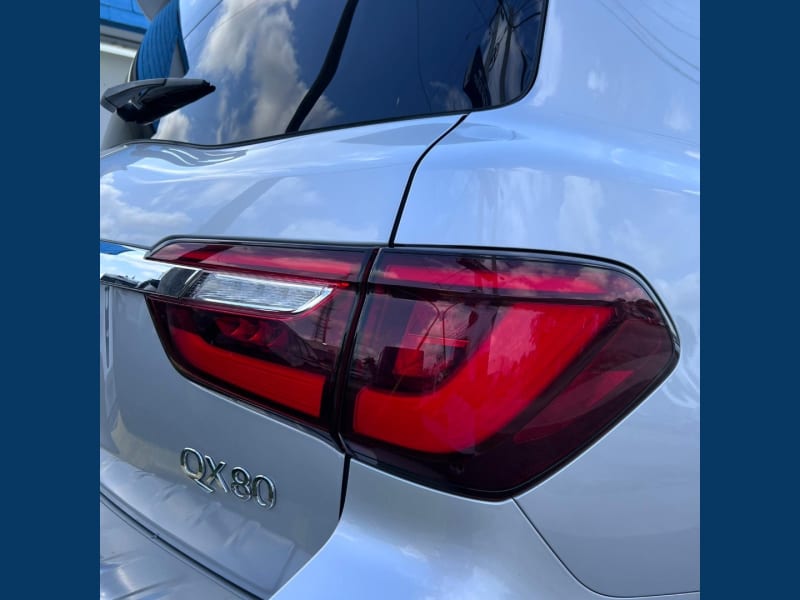 Infiniti QX80 2018 price $16,495