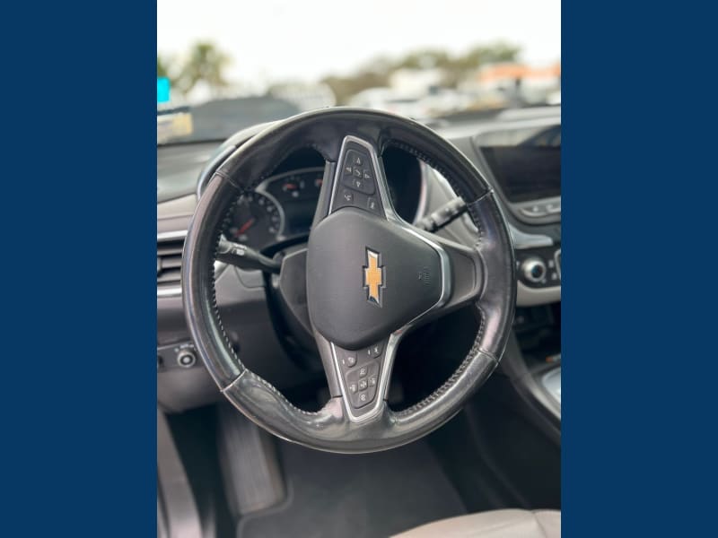 Chevrolet Equinox 2019 price $13,895