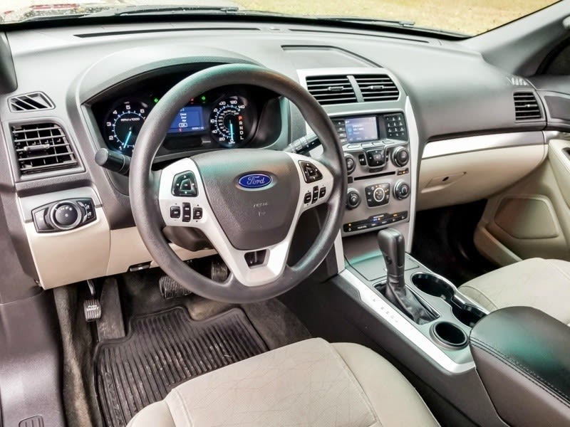 Ford Explorer 2015 price $0 Cash