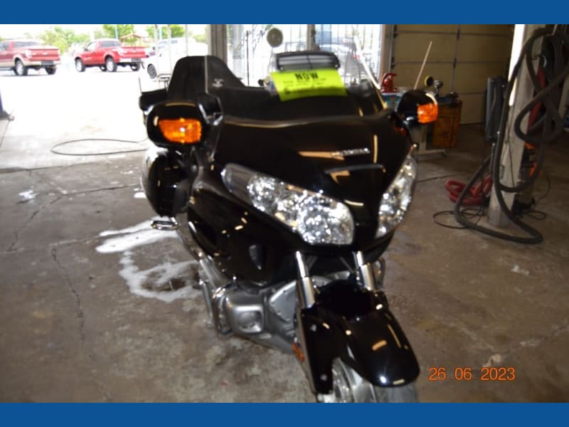 HONDA GL18P 2006 price $12,000