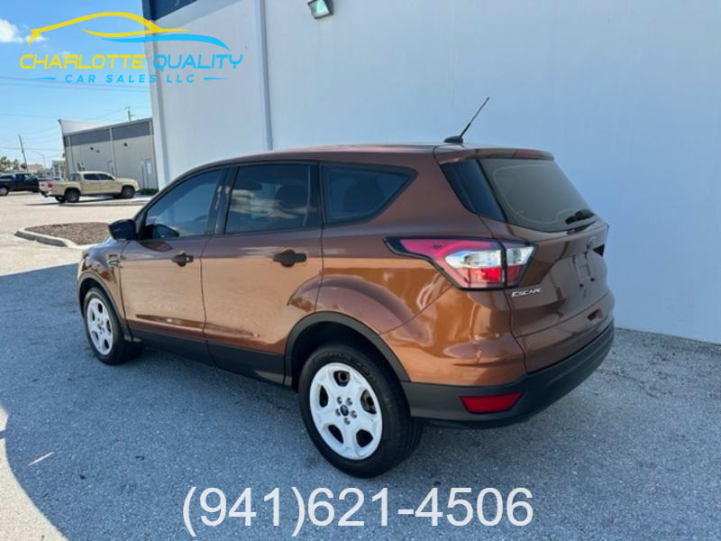 Ford Escape 2017 price $6,500 Cash