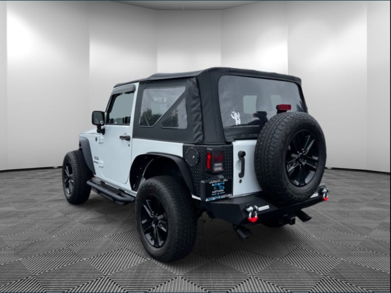 Jeep Wrangler 2015 price $18,400