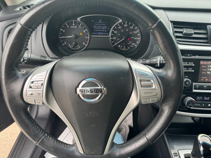 Nissan Altima 2018 price $9,900