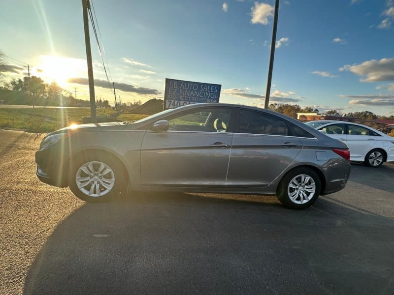 HYUNDAI SONATA 2011 price $7,975